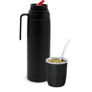 Termo media manija y mate viajero